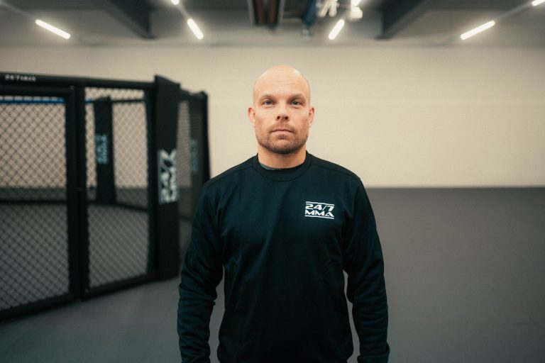 Arni - Trainer 24/7 MMA Großerlach